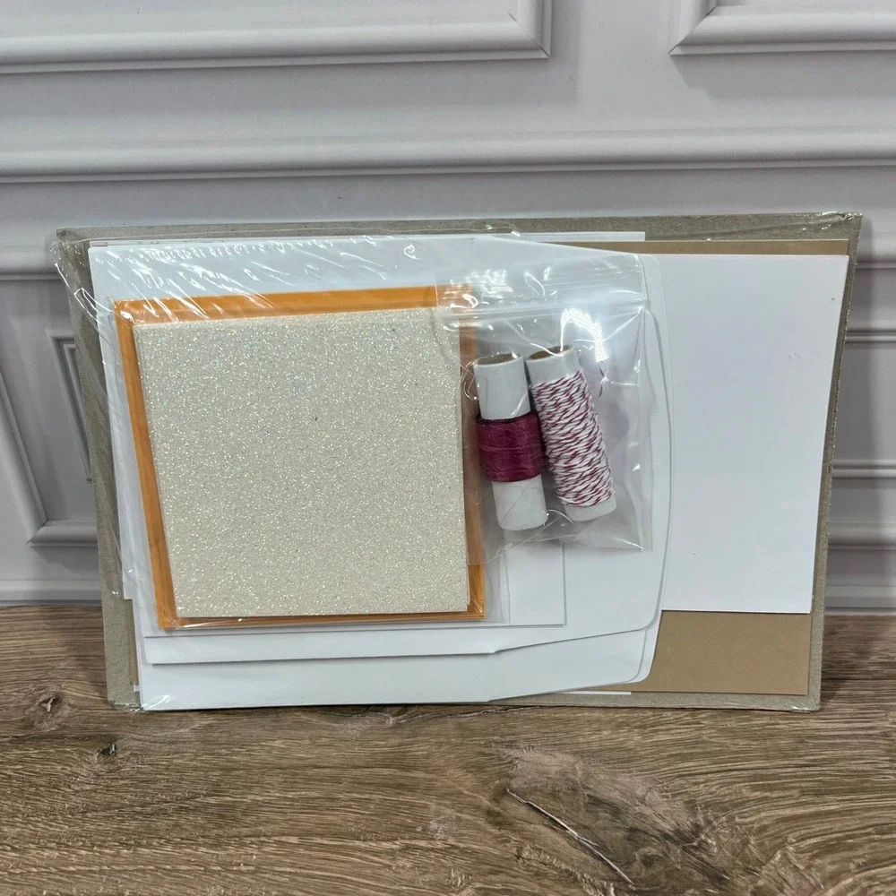 Stampin Up Paper Pumpkin Flora and Flutter Kit Dec 2017 Berry Burst Floral 8ct